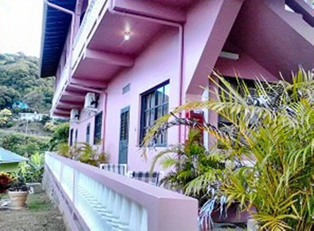Guest house Top Ranking Hill View Guesthouse Speyside Trinidad And Tobago