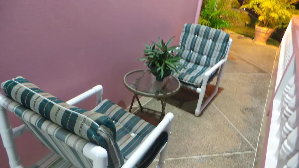 Guest house Top Ranking Hill View Guesthouse Speyside