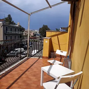 Bed And Fly Aeroporto Reception H24 Bed & Breakfast Catania